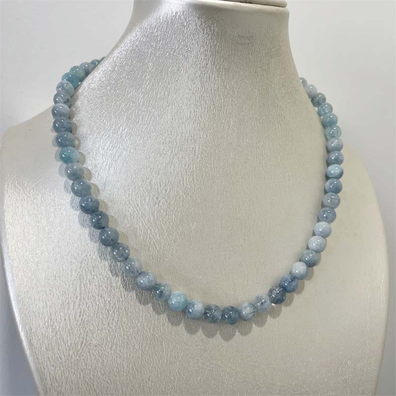 Collier en Jade aigue-marine d - Yoga Health & Fitness Center avis et prix